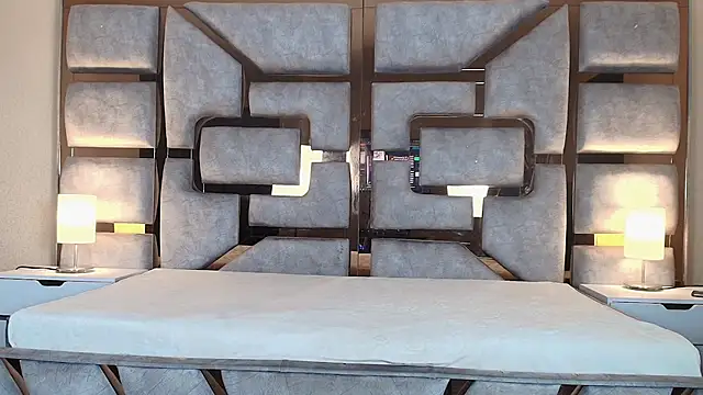 ArianaBeake online show from 11/27/25, 07:47