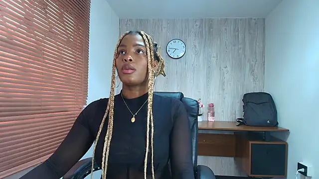 ArianaBeake online show from 10/21/25, 12:48