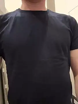 Snapshot of myPriority01 chatting on 10/25/25, 10:43 myPriority01 online show from 10/25/25, 10:43