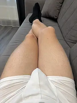 Snapshot of myPriority01 chatting on 10/13/25, 12:29 myPriority01 online show from 10/13/25, 12:29