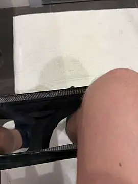 Snapshot of myPriority01 chatting on 09/29/25, 06:24 myPriority01 online show from 09/29/25, 06:24