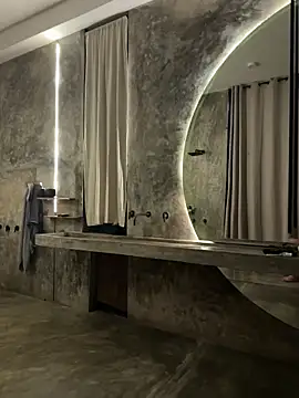 Snapshot of myPriority01 chatting on 11/14/25, 03:37 myPriority01 online show from 11/14/25, 03:37