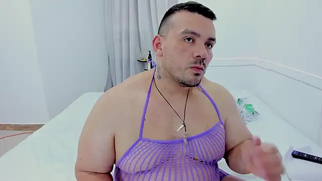 Snapshot of denny_scobar chatting on 11/06/25, 12:58 denny scobar online show from 11/06/25, 12:58