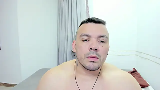 Snapshot of denny_scobar chatting on 11/02/25, 08:30 denny scobar online show from 11/02/25, 08:30