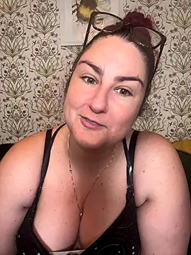 Lacey-BBW online show from 10/13/25, 09:27