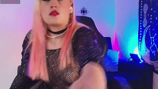Mollycb online show from 06/03/26, 04:02