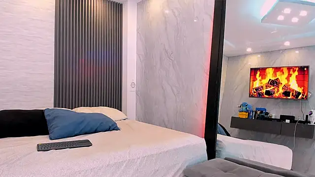 Snapshot of Kalyan_Casstelo chatting on 09/16/25, 04:13 Kalyan Casstelo online show from 09/16/25, 04:13