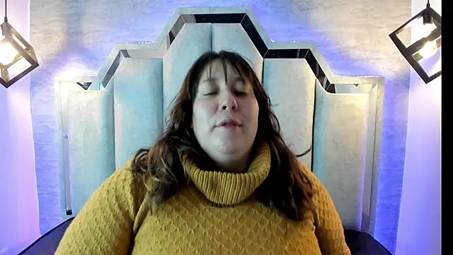  Emily rosee  online show from 10/28/25, 11:09