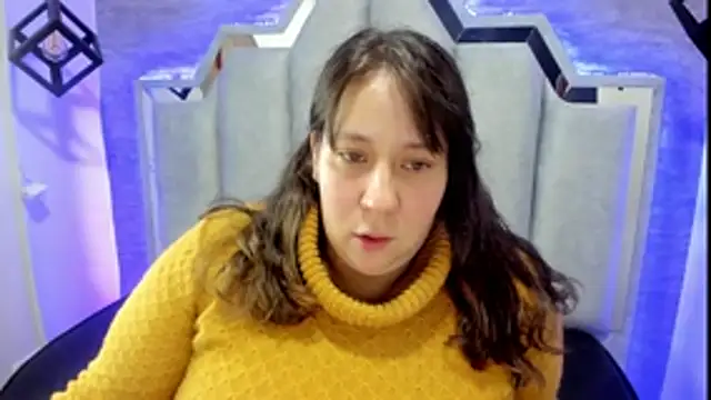 Snapshot of _Emily_rosee_ chatting on 10/13/25, 12:18 Emily rosee online show from 10/13/25, 12:18