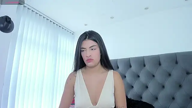 Snapshot of VictoriaParkeer chatting on 11/10/25, 11:48 VictoriaParkeer online show from 11/10/25, 11:48