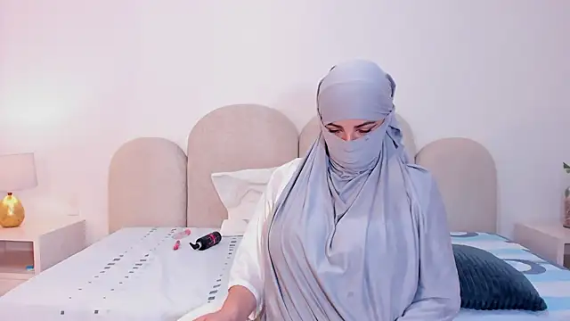 najwa   online show from 12/04/25, 04:00