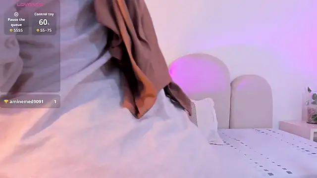 najwa   online show from 11/14/25, 04:27