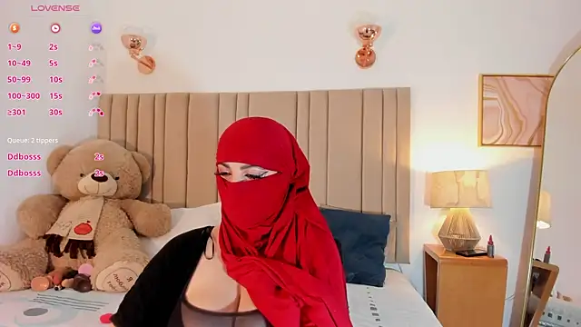 Snapshot of najwa__ chatting on 05/30/26, 05:14 najwa online show from 05/30/26, 05:14