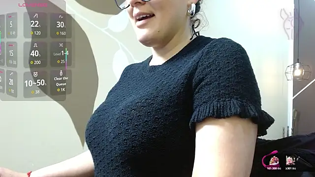 ScarletHott  online show from 11/28/25, 11:54