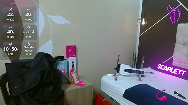 ScarletHott  online show from 11/26/25, 11:54