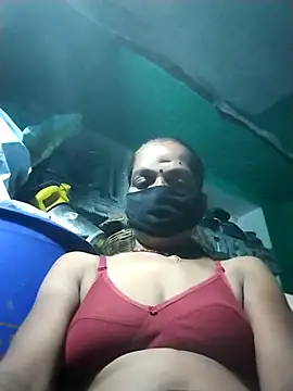 Snapshot of Sexi_savita chatting on 10/15/25, 09:56 Sexi savita online show from 10/15/25, 09:56