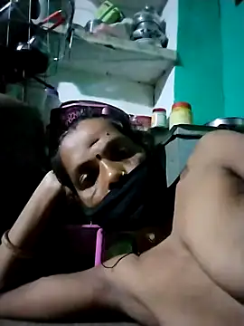 Snapshot of Sexi_savita chatting on 09/21/25, 11:21 Sexi savita online show from 09/21/25, 11:21