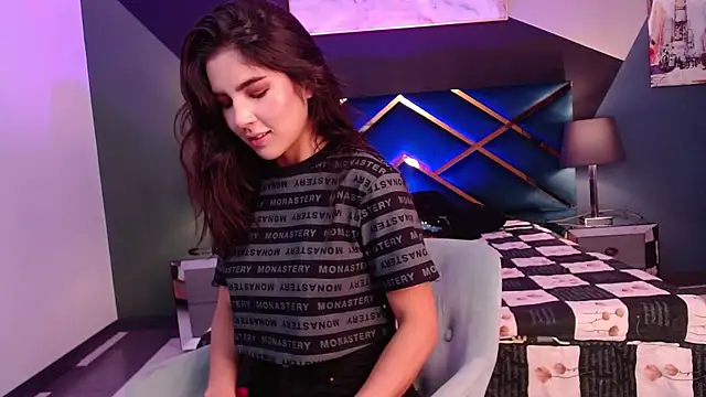 Coralgh  online show from 01/10/26, 08:15