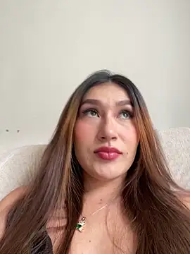 Snapshot of Isa_Villamarin chatting on 09/13/25, 07:58 Isa Villamarin online show from 09/13/25, 07:58