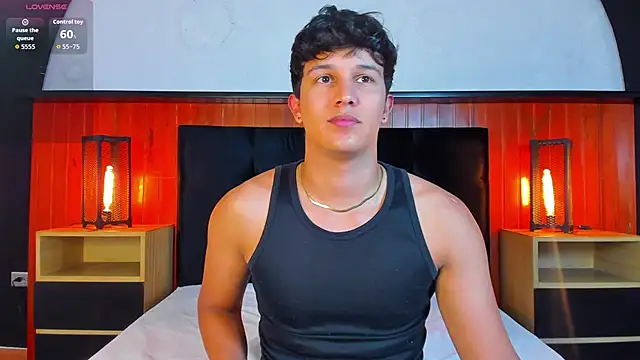 Leo Savage  online show from 05/24/26, 04:12
