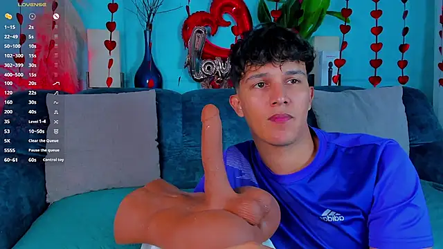 Leo Savage  online show from 02/14/26, 04:13