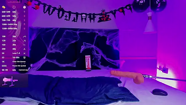 Leo Savage  online show from 10/15/25, 04:22