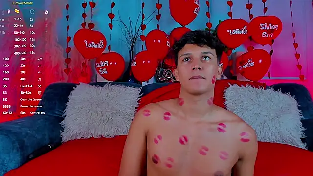 Leo Savage  online show from 02/15/26, 04:13