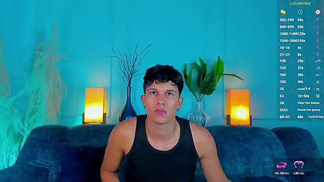 Leo Savage  online show from 02/22/26, 03:31