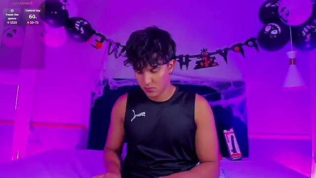 Leo Savage  online show from 10/16/25, 04:10