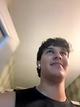 Leo Savage  online show from 10/08/25, 03:08