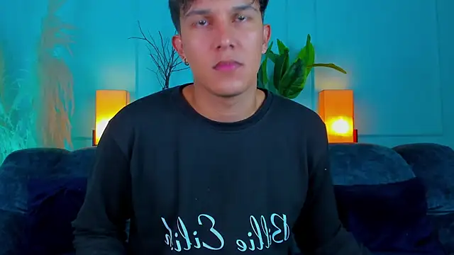 Leo Savage  online show from 02/21/26, 03:41