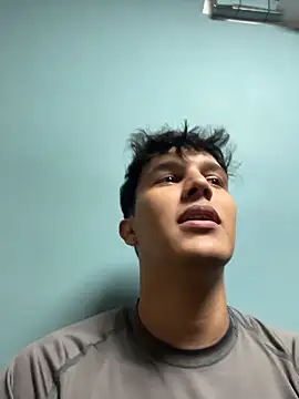 Leo Savage  online show from 03/11/26, 02:49