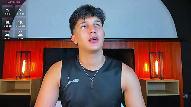 Leo Savage  online show from 05/31/26, 04:18