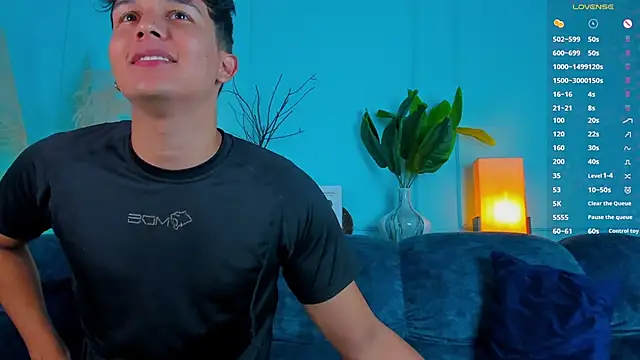 Leo Savage  online show from 02/24/26, 03:07