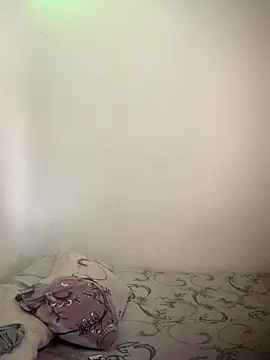 Patrick Hott  online show from 10/25/25, 07:03