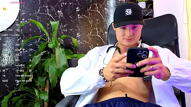 Alexander ferre online show from 09/25/25, 02:45