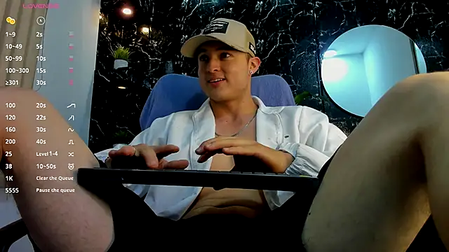 Alexander ferre online show from 10/04/25, 07:37