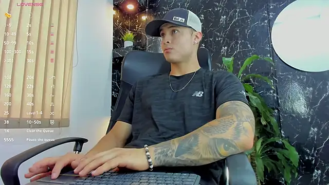 Alexander ferre online show from 10/01/25, 01:15