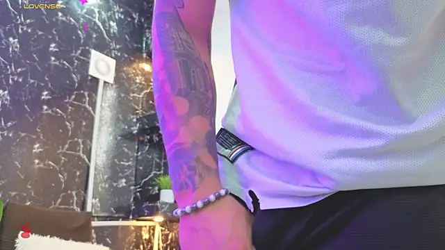 Alexander ferre online show from 03/21/26, 01:48