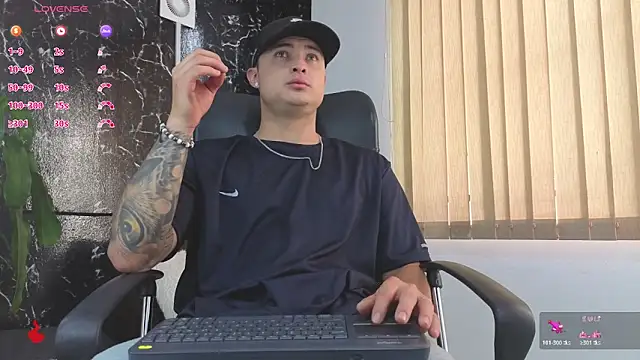 Alexander ferre online show from 04/01/26, 01:23