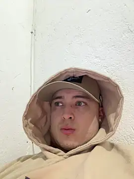 Alexander ferre online show from 03/22/26, 02:04