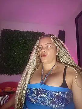 Eva Luxei online show from 11/08/25, 12:20