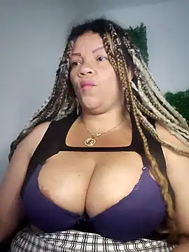 Eva Luxei online show from 02/25/26, 06:57