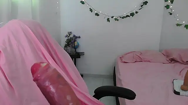 Juicy elenxx online show from 05/08/26, 05:00