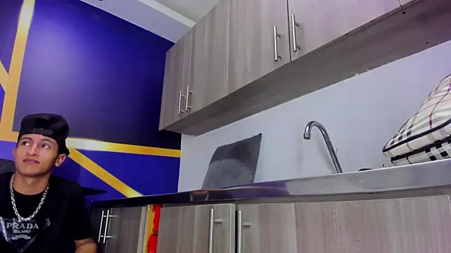 gustavo saaled19  online show from 09/13/25, 08:31