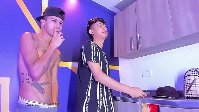 gustavo saaled19  online show from 10/06/25, 08:09