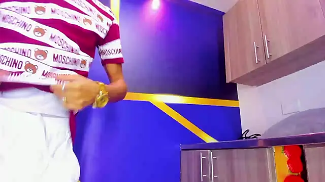 gustavo saaled19  online show from 09/29/25, 07:30