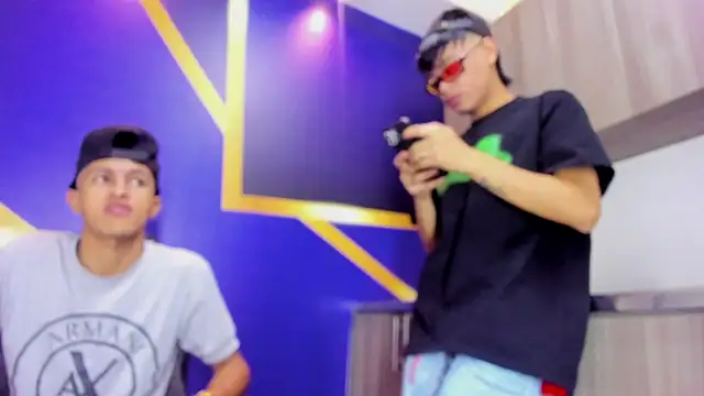 gustavo saaled19  online show from 09/22/25, 07:42