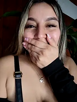 Snapshot of CelestePrince2 chatting on 02/18/26, 02:35 CelestePrince2 online show from 02/18/26, 02:35