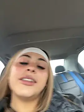 MorganHot0809 online show from 09/10/25, 11:53